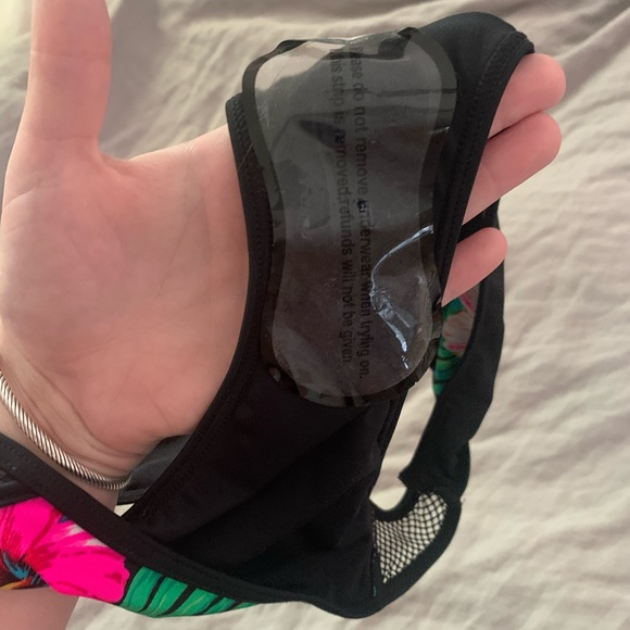 New Look Tropical Hipster Bikini Brief - Picture 4 of 4